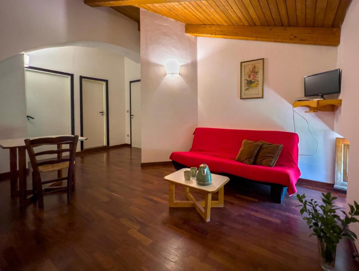 Agriturismo Feudo Tudia Landro Екстериор снимка