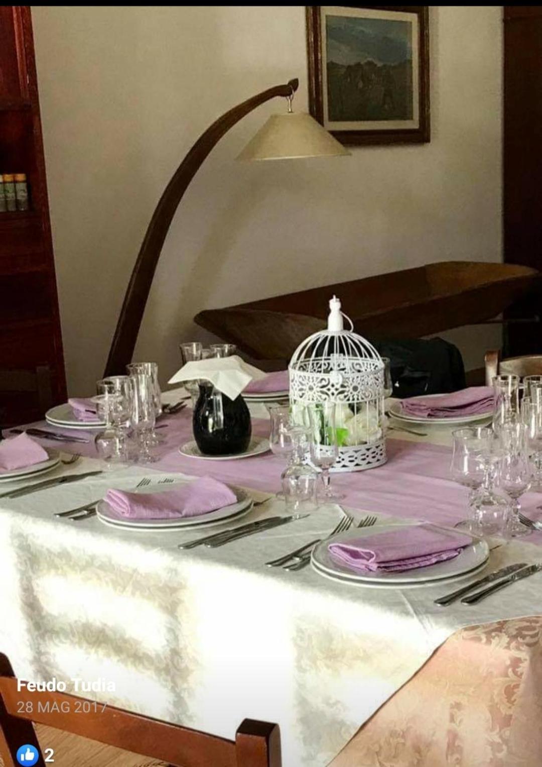 Agriturismo Feudo Tudia Landro Екстериор снимка