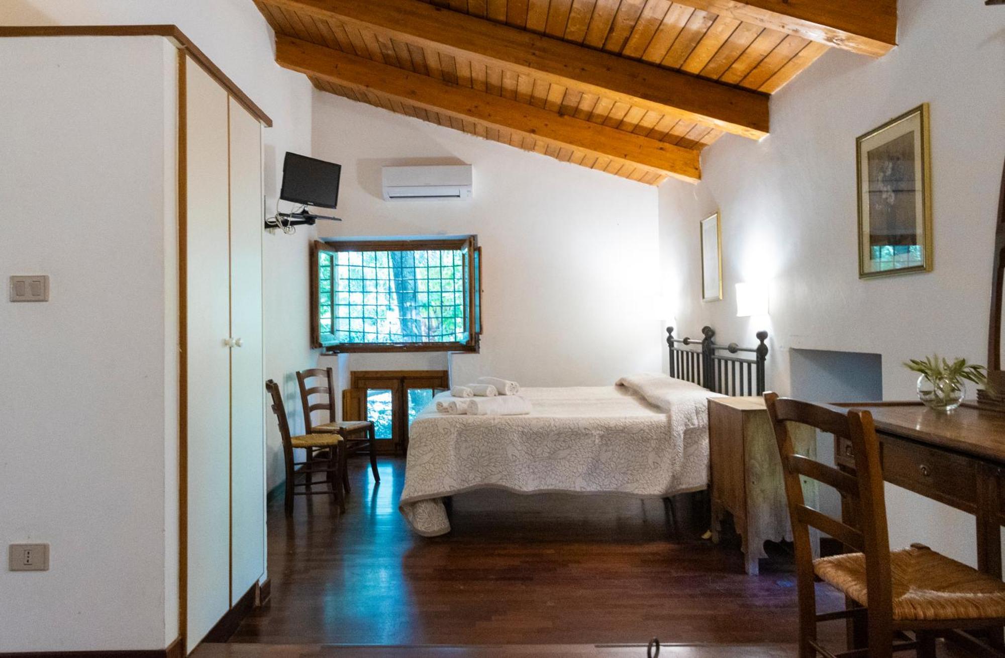 Agriturismo Feudo Tudia Landro Екстериор снимка