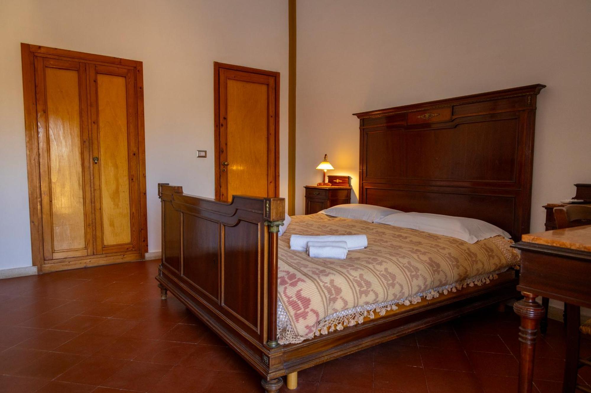 Agriturismo Feudo Tudia Landro Екстериор снимка